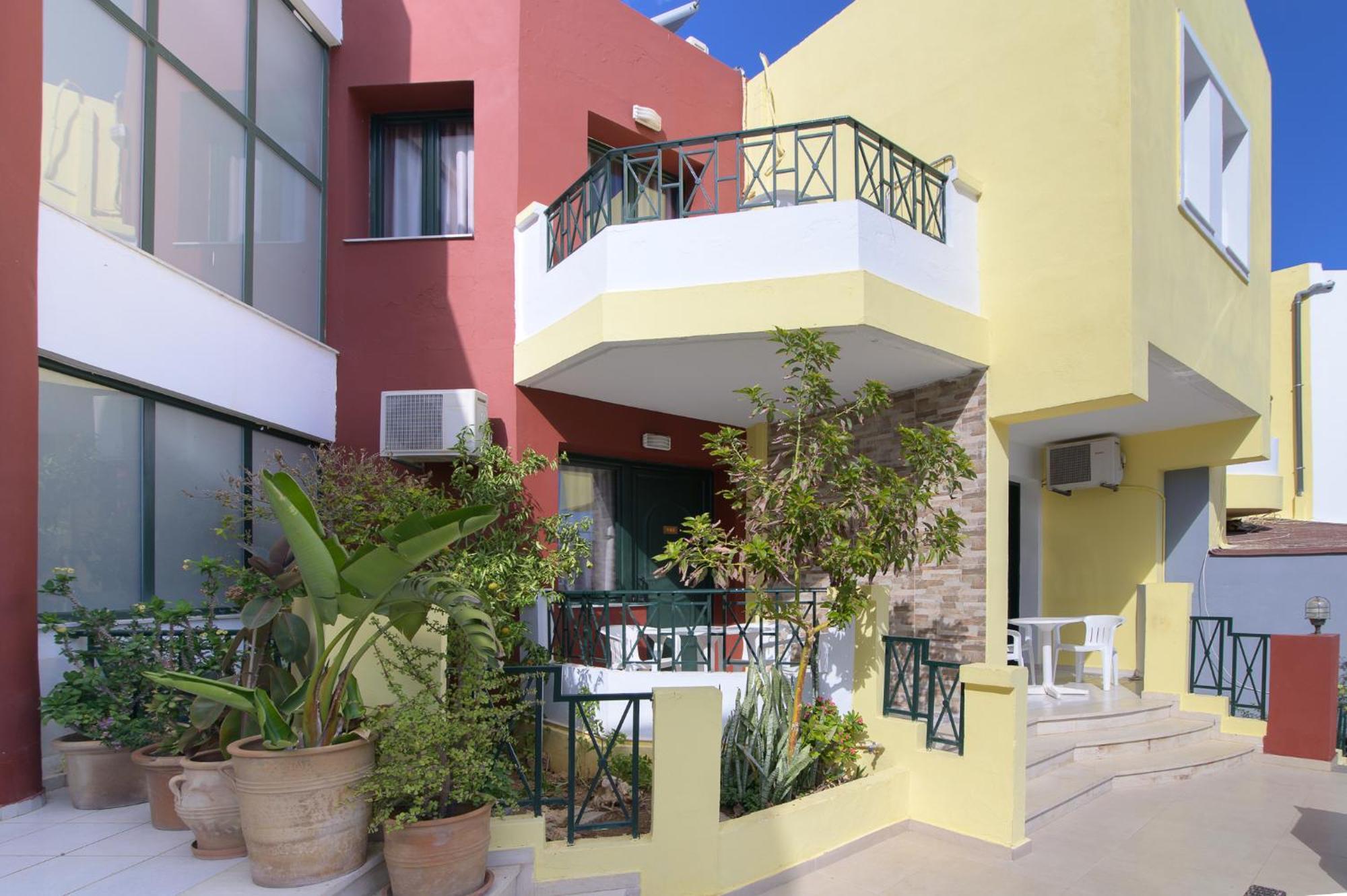 Apart Otel Ariadni Palace Hersonissos (Crete)
