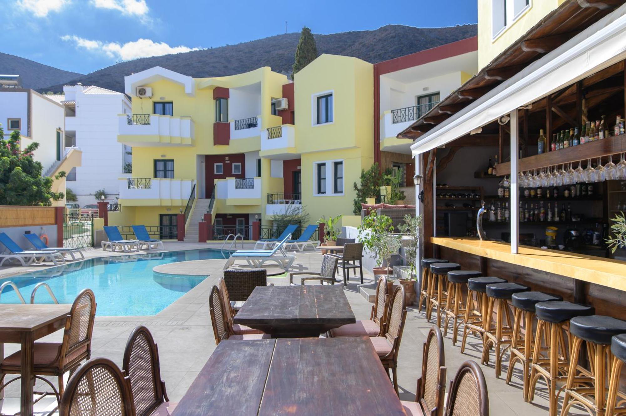Ariadni Palace 2*