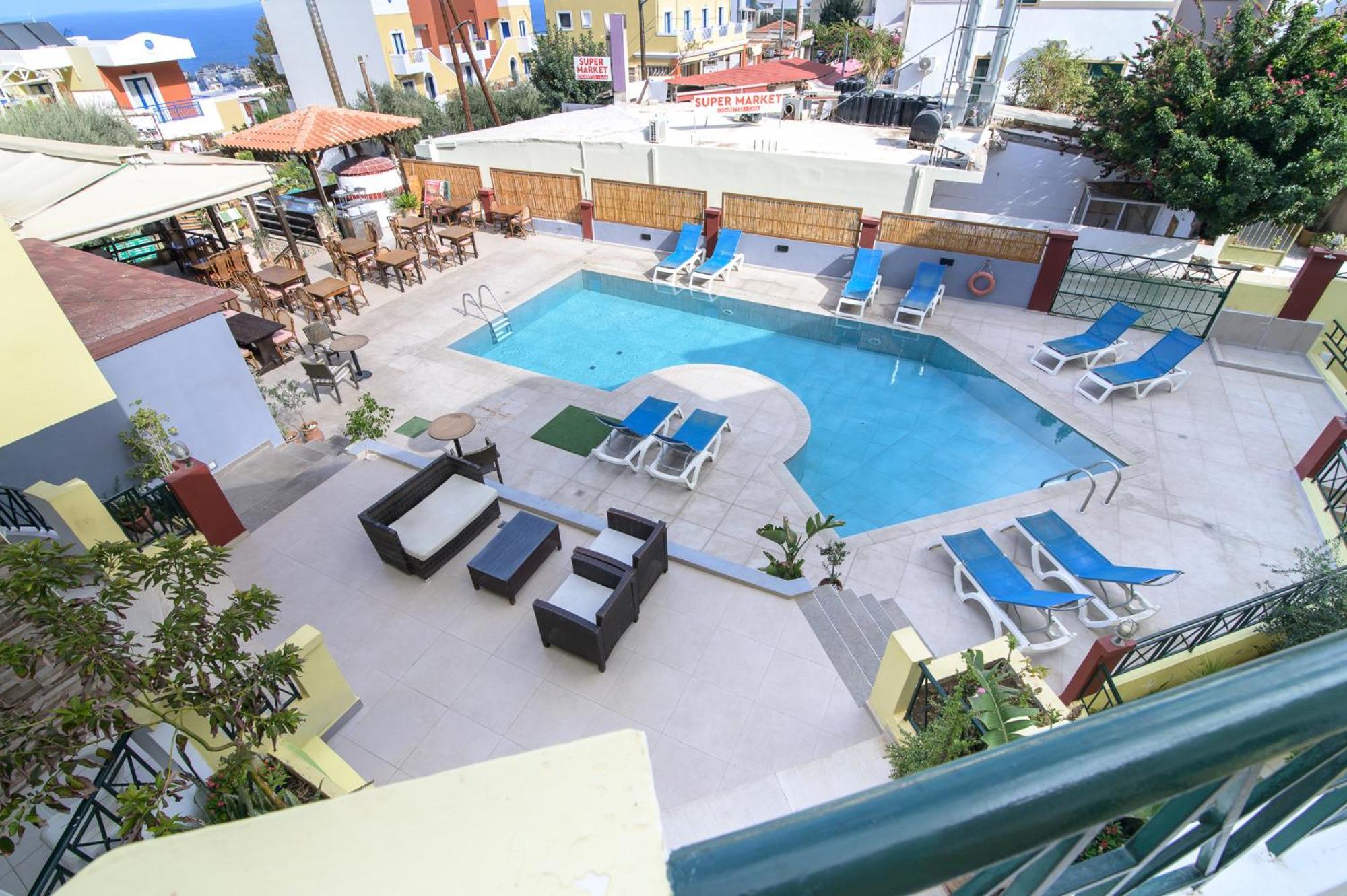 Apart Otel Ariadni Palace 2*