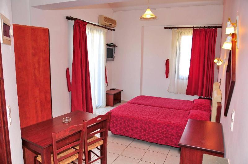 Apart Otel Ariadni Palace 2*